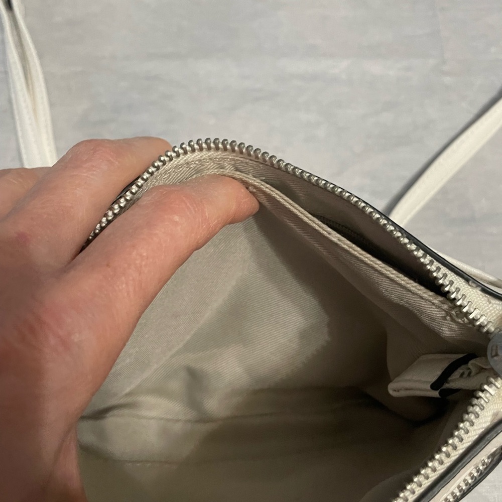 INC International Concepts Elegant White Crossbody Bag - Picture 3 of 11